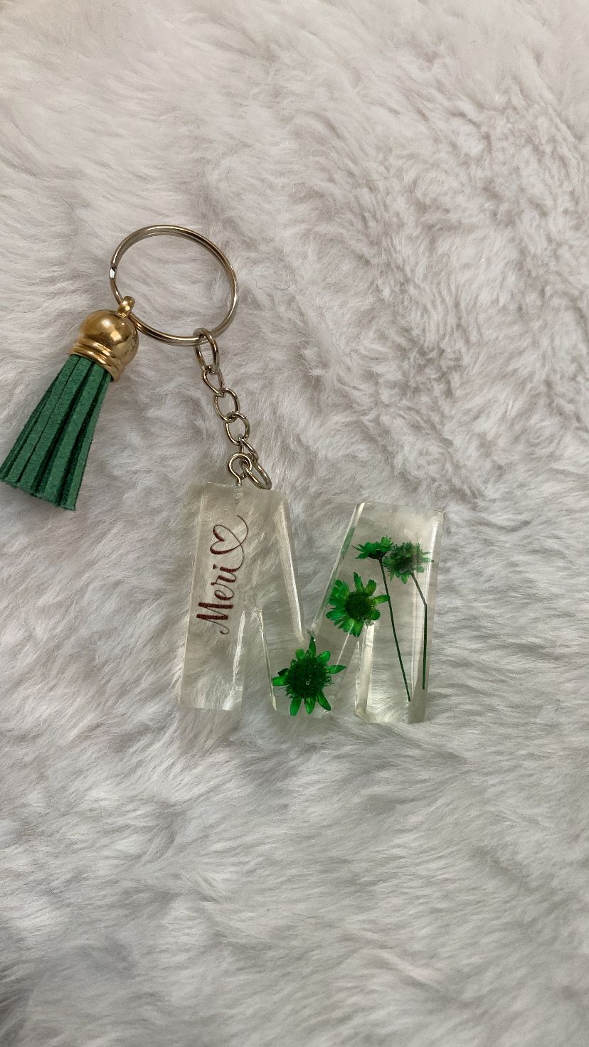 Chaveiros com Flores em Resina